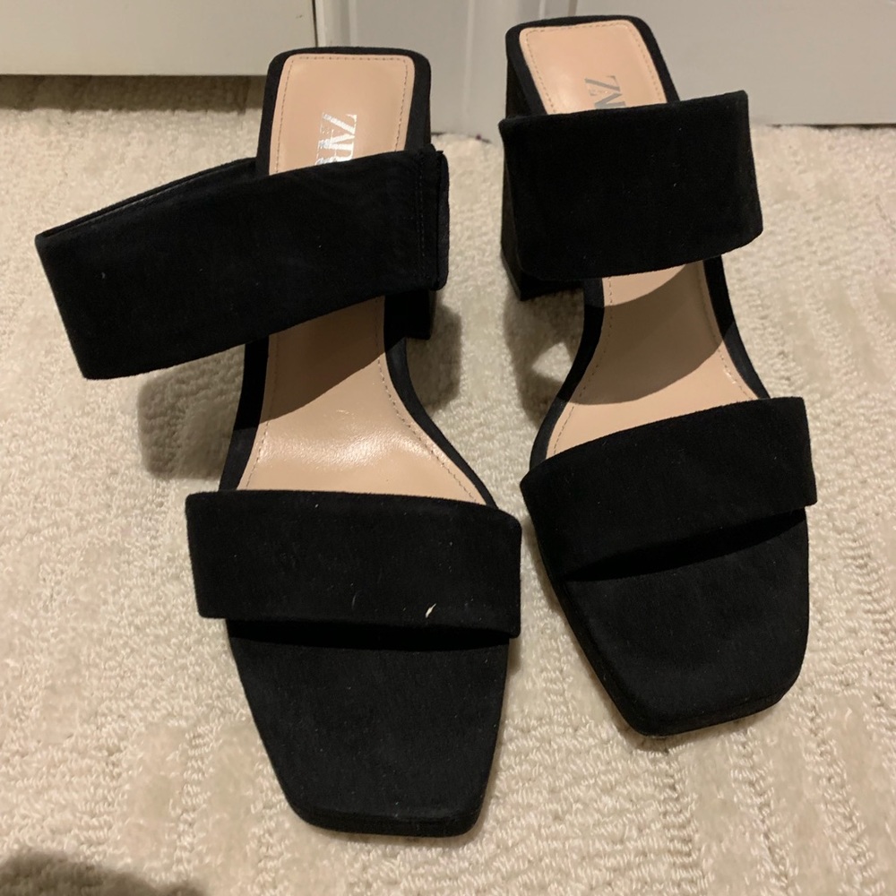 Zara Heels excellent condition - Picture 2 of 9